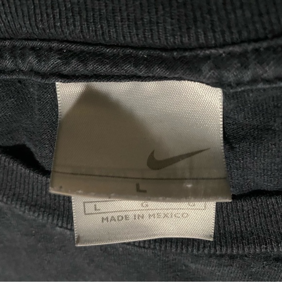 Vintage NIKE Long Sleeve T-Shirt Size Large, “Get Out” in the world & live life! - Picture 5 of 8